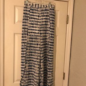 Jack blue and white flowy pants!